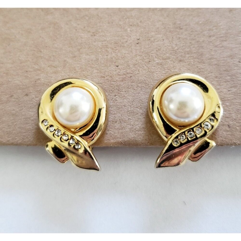 1-Pair Metal Clip On Earrings 1 " Faux Pearl Ribbon Gold Tone Rhinestones Vtg